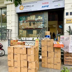 nhập hàng showroom elmall