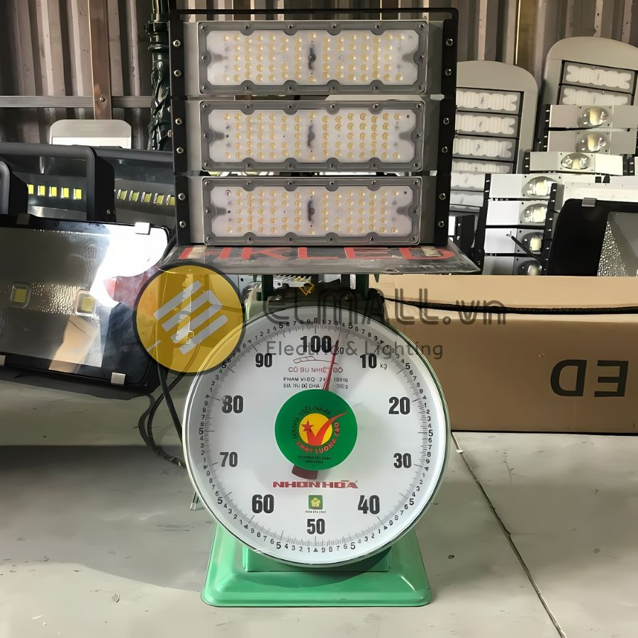 Đèn LED Pha Module Chiếu Sáng Sân Pickleball BVP575 150W